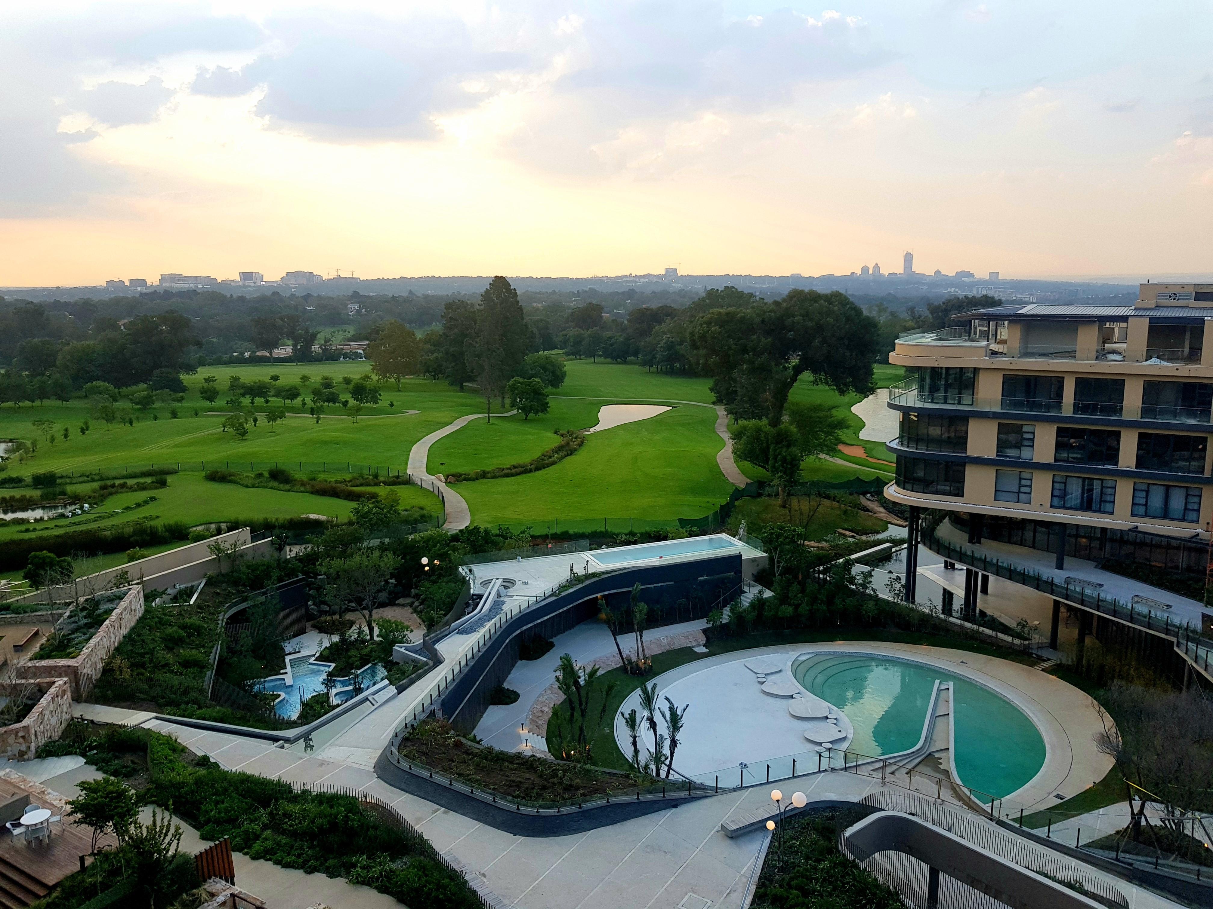 The Houghton Hotel, Spa, Wellness & Golf Johannesburg Exterior photo View of the golf course at the Royal Park