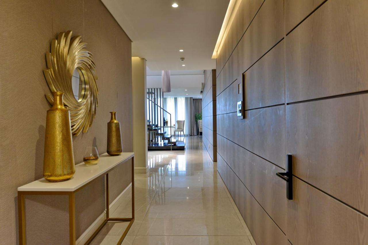 The Houghton Hotel, Spa, Wellness & Golf Johannesburg Exterior photo Interior of a penthouse at The Park